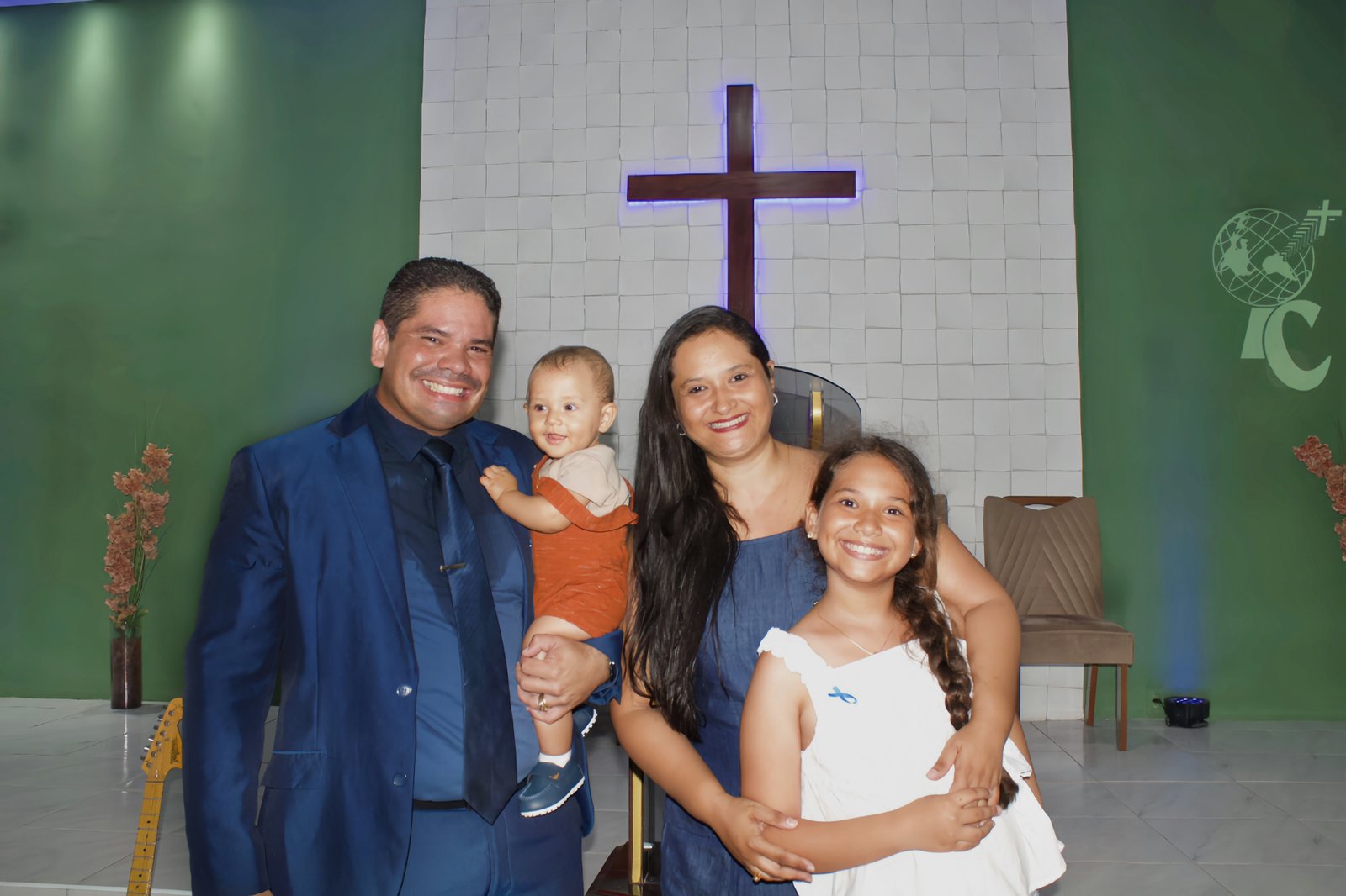 Família Pastoral - Pastor Dyego, Marília, Alice e Théo